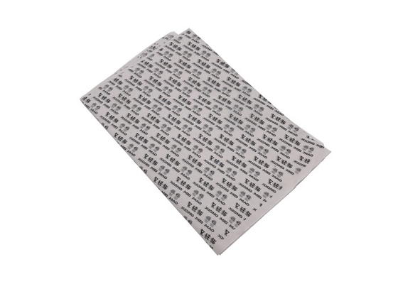 Good price Weißes und schwarzes kundenspezifisches Packpapier Rolls/Gewohnheit druckte Geschenk-Verpackungs-Blätter Online